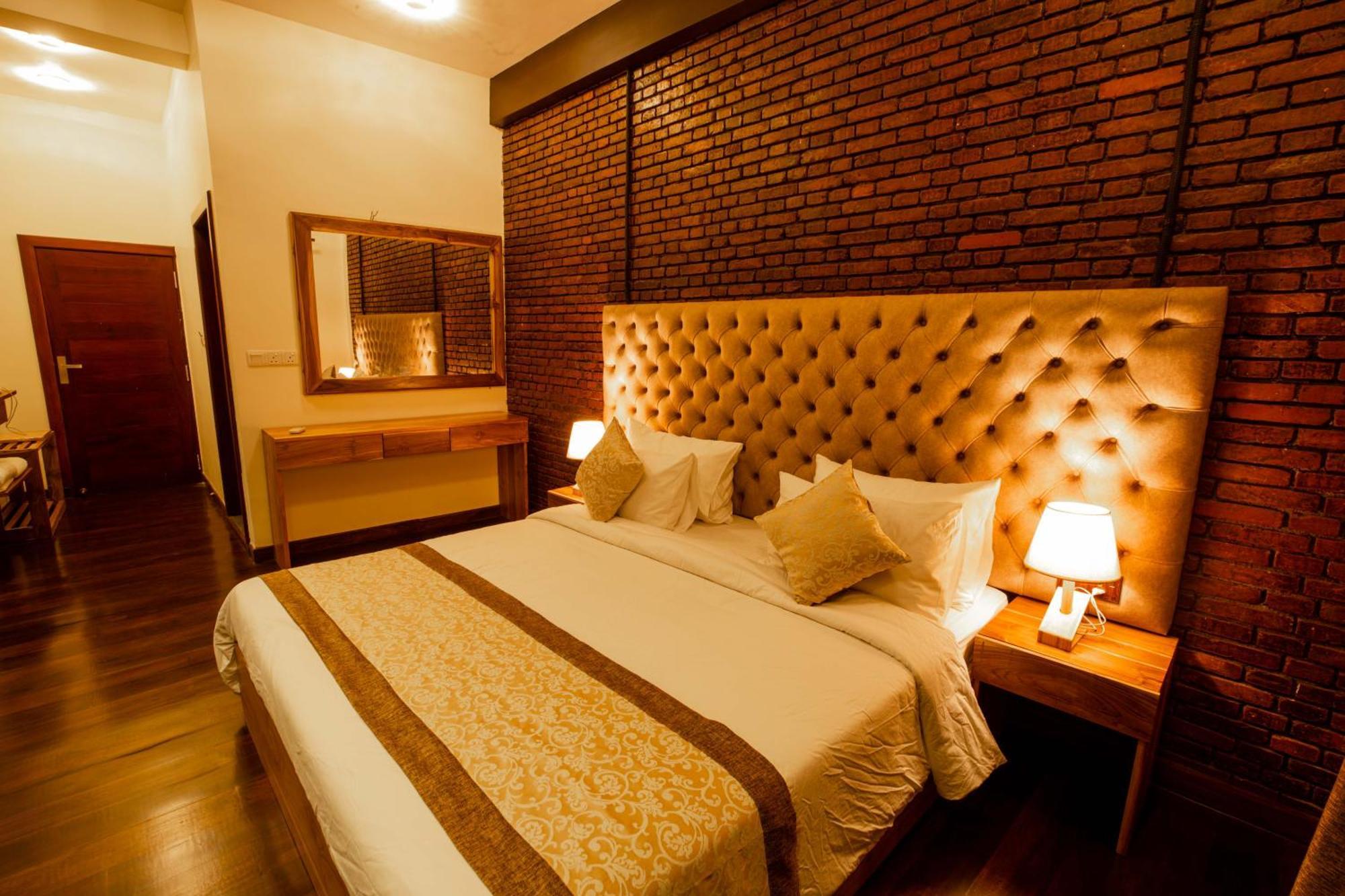 Manthra Leisure Hotel Канди Екстериор снимка