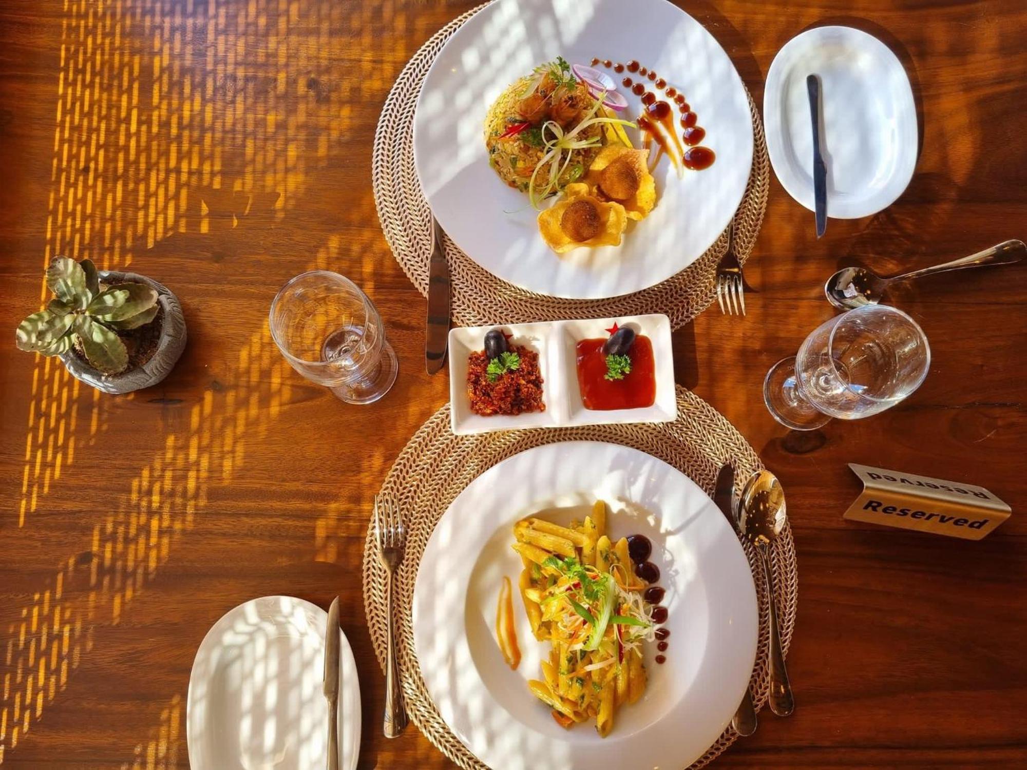 Manthra Leisure Hotel Канди Екстериор снимка