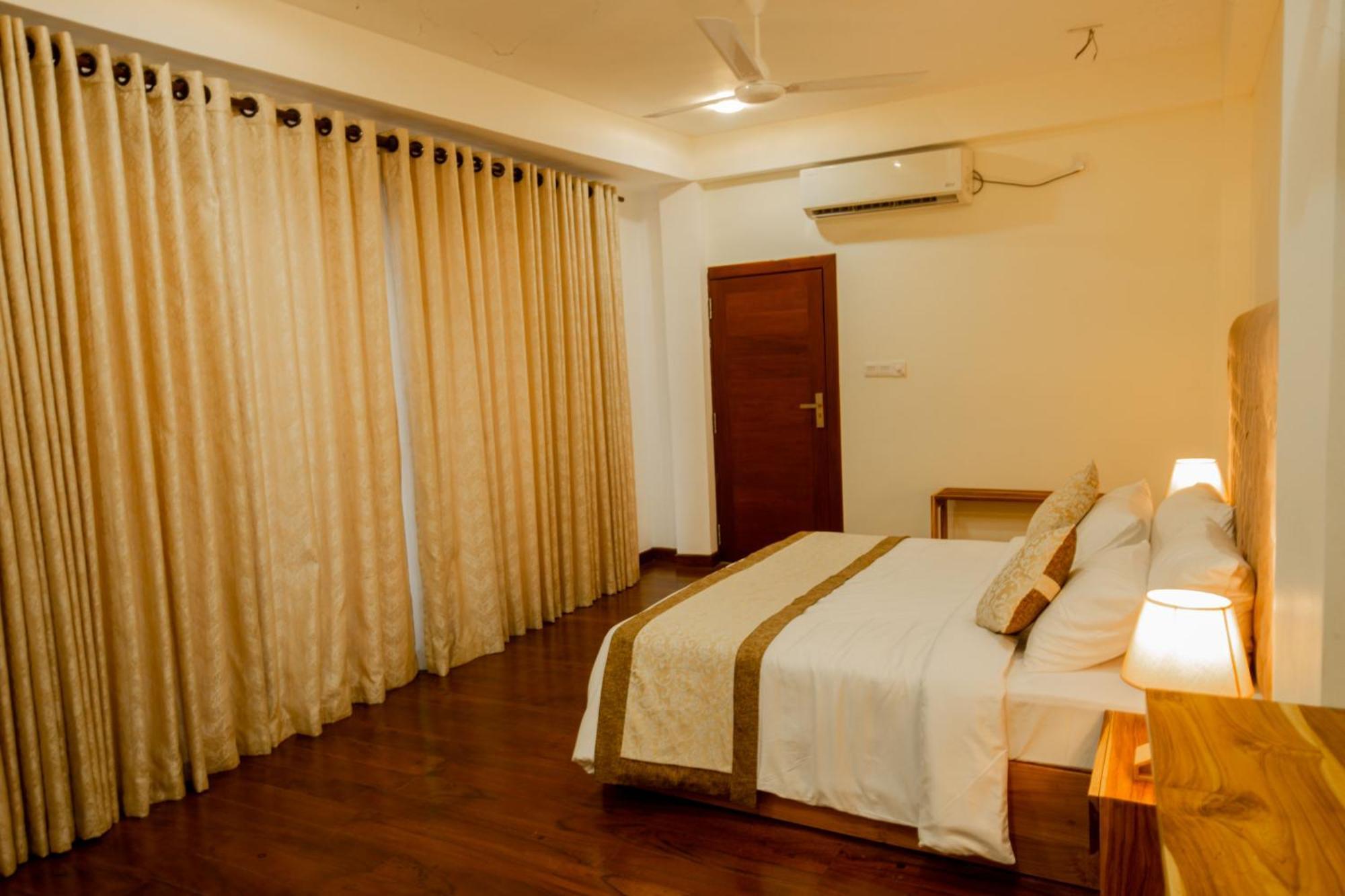 Manthra Leisure Hotel Канди Екстериор снимка