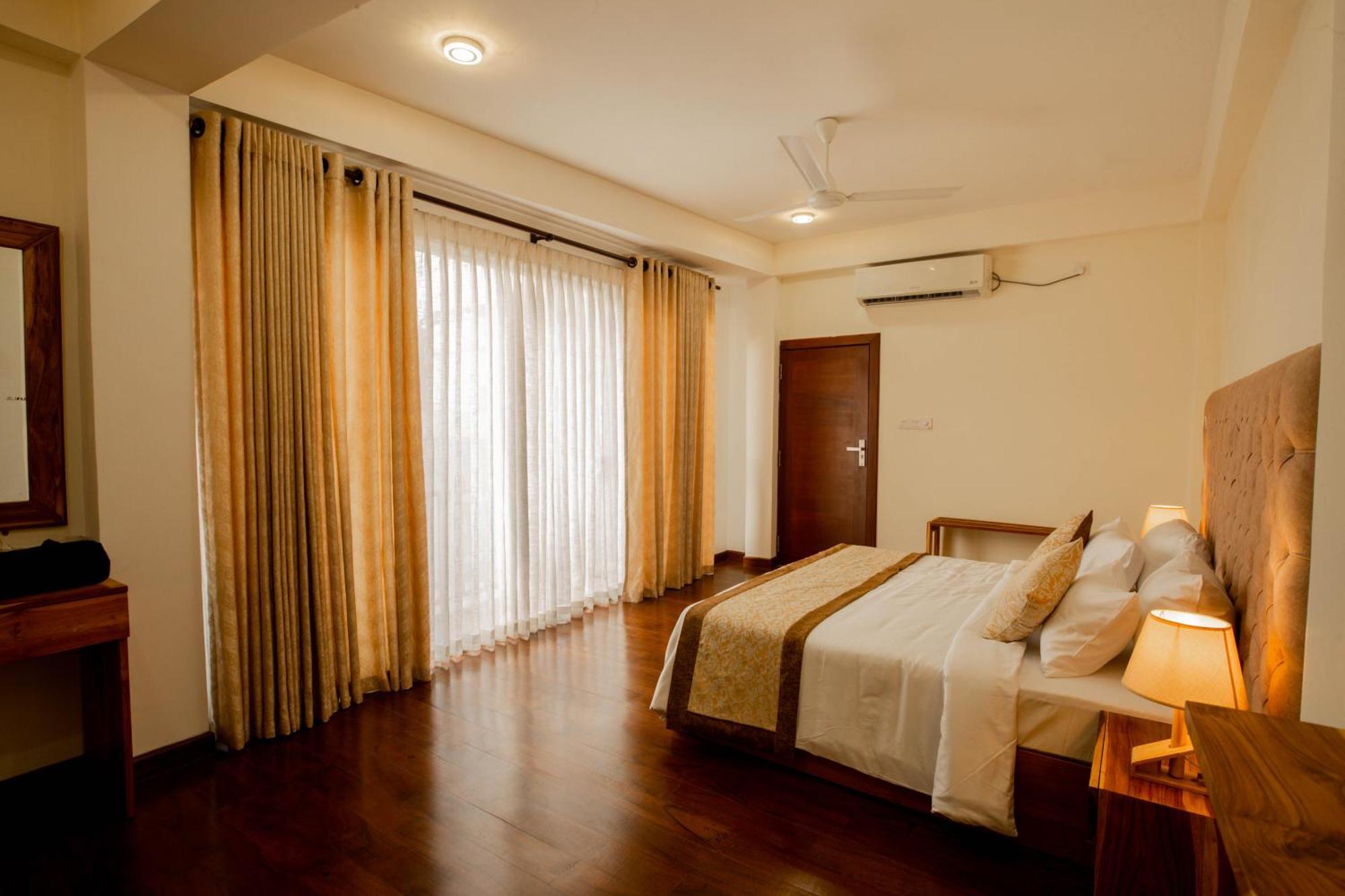 Manthra Leisure Hotel Канди Екстериор снимка