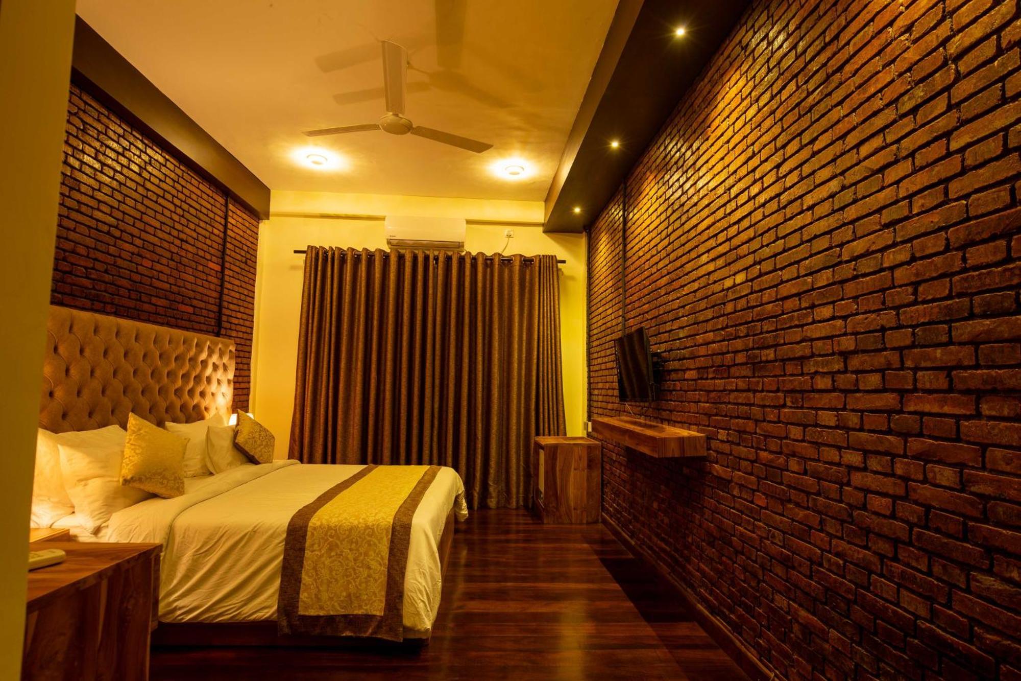 Manthra Leisure Hotel Канди Екстериор снимка