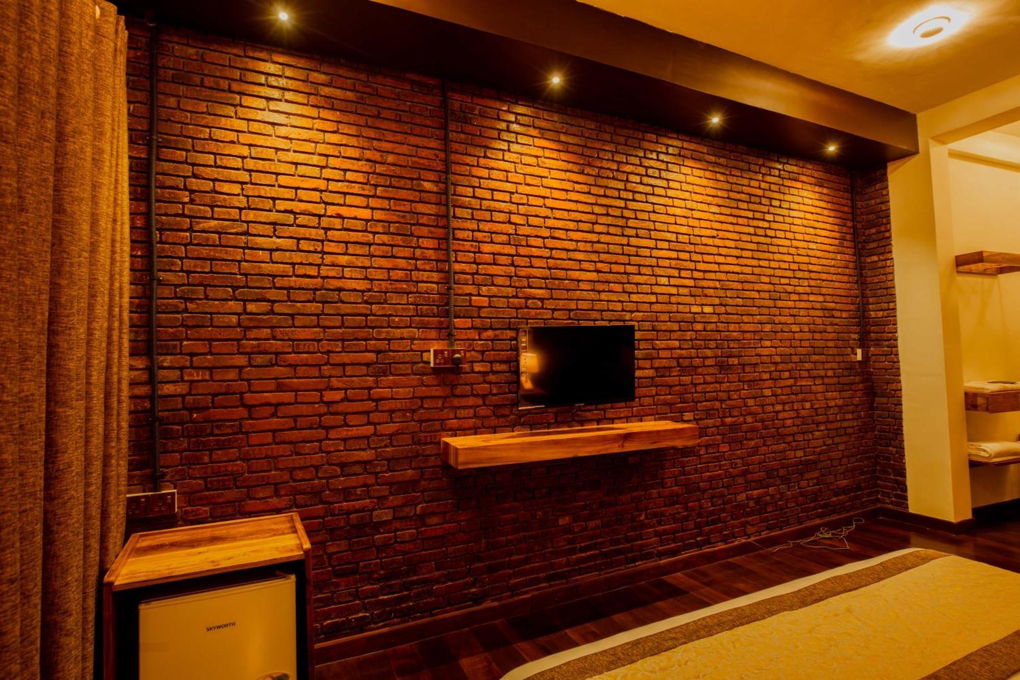 Manthra Leisure Hotel Канди Екстериор снимка